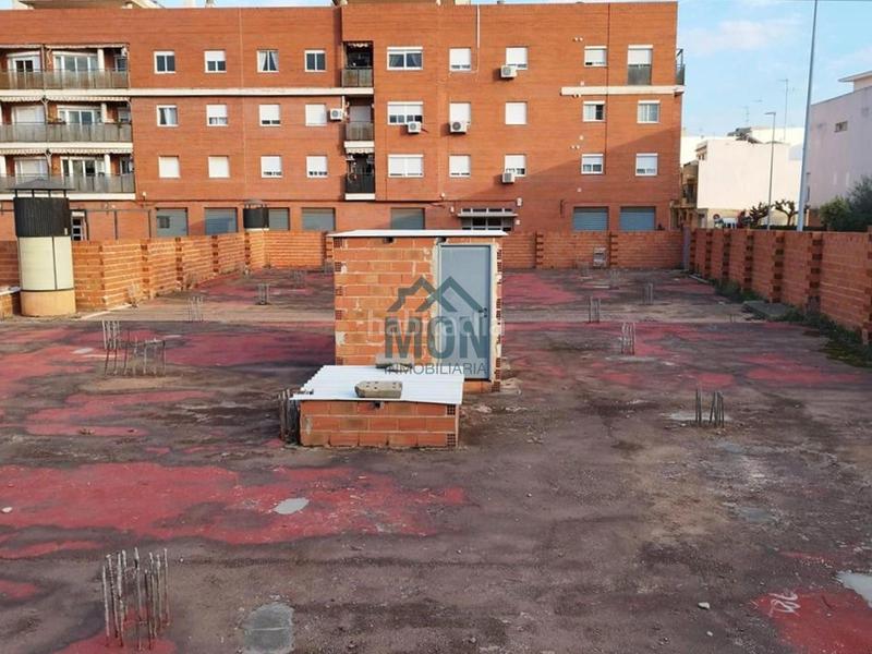 Foto 0a058d5e-f224-4446-82cf-c70fe9970d09. Edifici a Nules