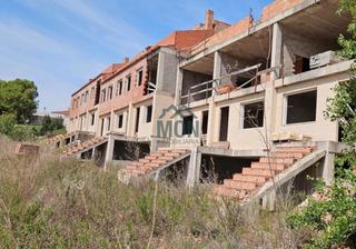 Edifici a Figueroles. Wip en figueroles