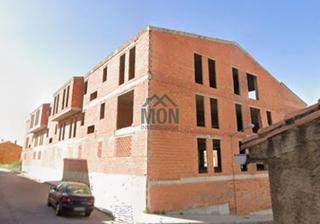 Edifici a Villafranca del Cid. Obra parada en vilafranca