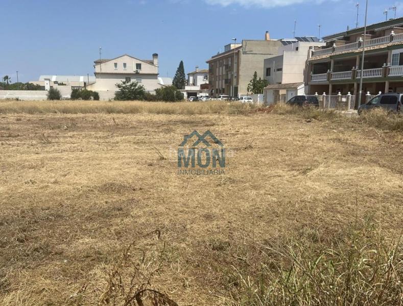 Foto f242a215-ac2f-4a6f-a8e2-f750afb5a84f. Terreny residencial a Canet d´en Berenguer