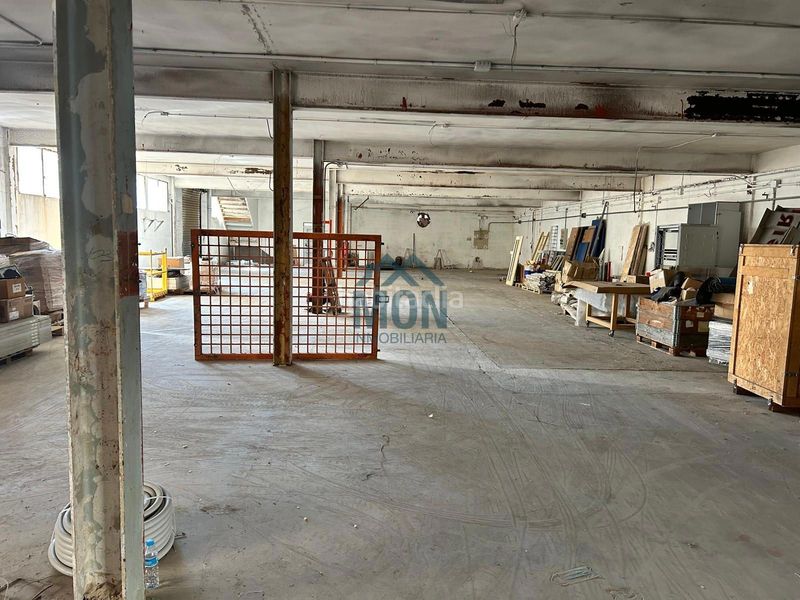 Foto 462f00e8-8475-4886-b2b3-074aba42dfa9. Lloguer nau industrial a Fuente del Jarro Paterna