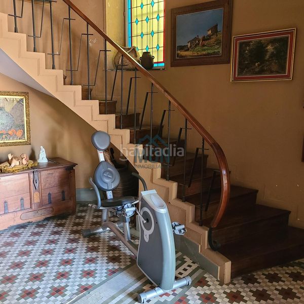 Foto f8791fbc-2e8b-4a39-bf3d-ca7aa11d360a. Casa amb calefacció aparcament a Rocafort
