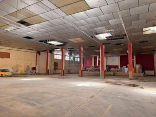 Lloguer Local Comercial a Barrio Benicalap. Local frente a nou mestalla