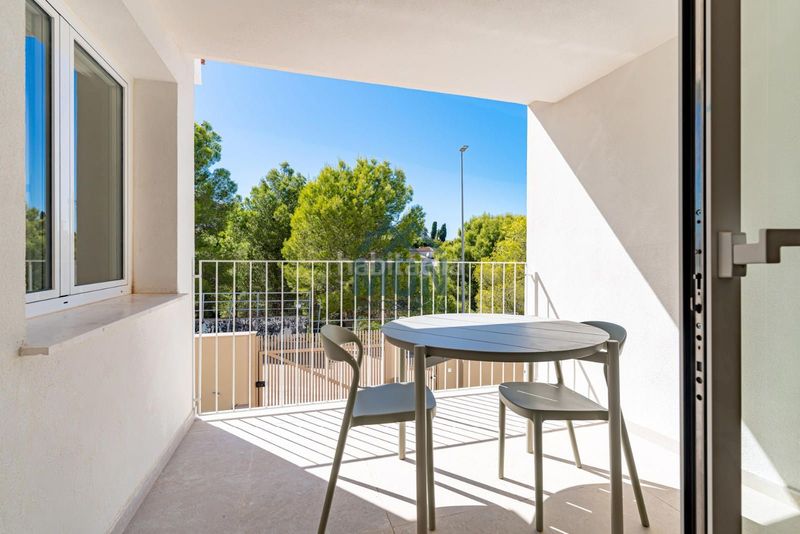 Foto 0d7000fd-468e-4a36-85c4-749b3b61c31c. Casa adossada amb calefacció aparcament piscina a Dénia