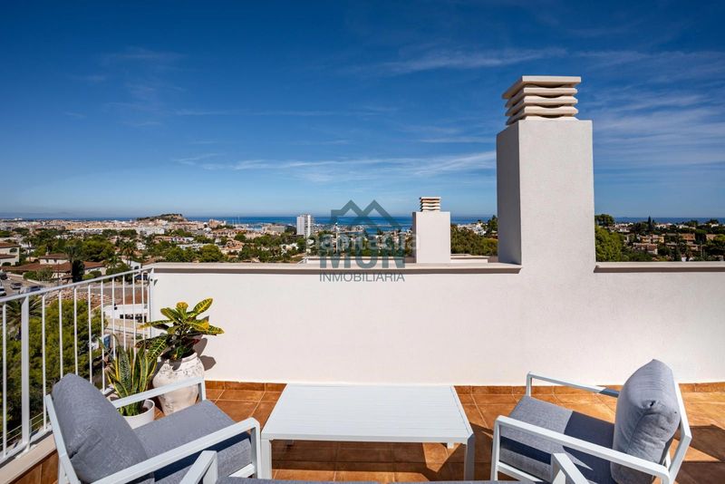 Foto fdb445a3-de5e-4dd6-8f99-e7476715170d. Casa adossada amb calefacció aparcament piscina a Dénia