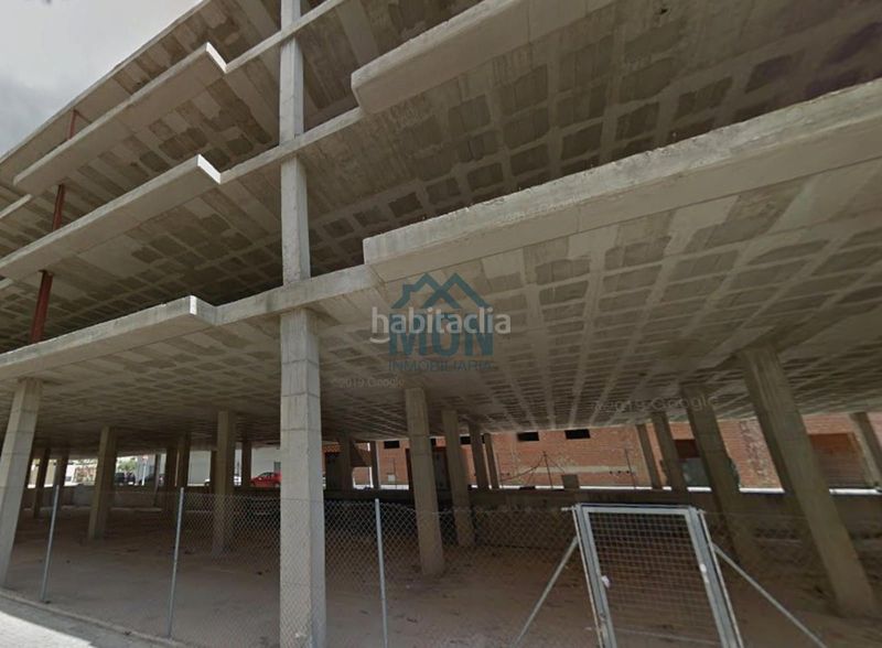 Foto a2e3a867-48dc-41f1-a213-a9e8d70ede0a. Edificio in Almenara