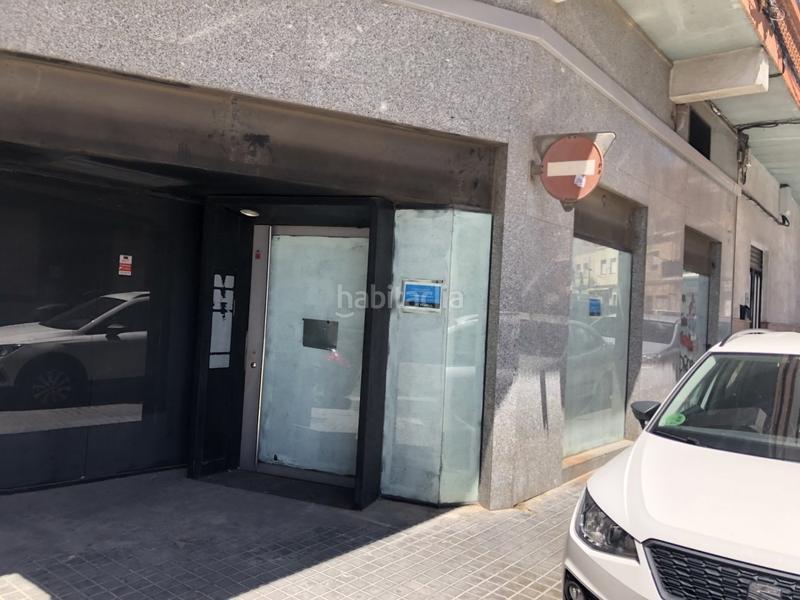 Foto 4412020e-fcaf-476c-8a21-95b67f0a3db0. Locale commerciale in Plaza de Toros-Avenida Chapí-Trinquete Elda