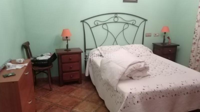 Foto ad1fa020-6376-4e45-bcb5-f4f9b3e6ab17. Casa adossada amb calefacció piscina a Novelda
