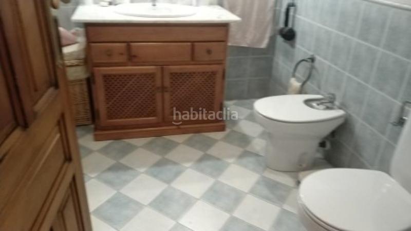 Foto b60d8a2c-a6da-4490-8a46-2591361ce4ae. Casa adossada amb calefacció piscina a Novelda