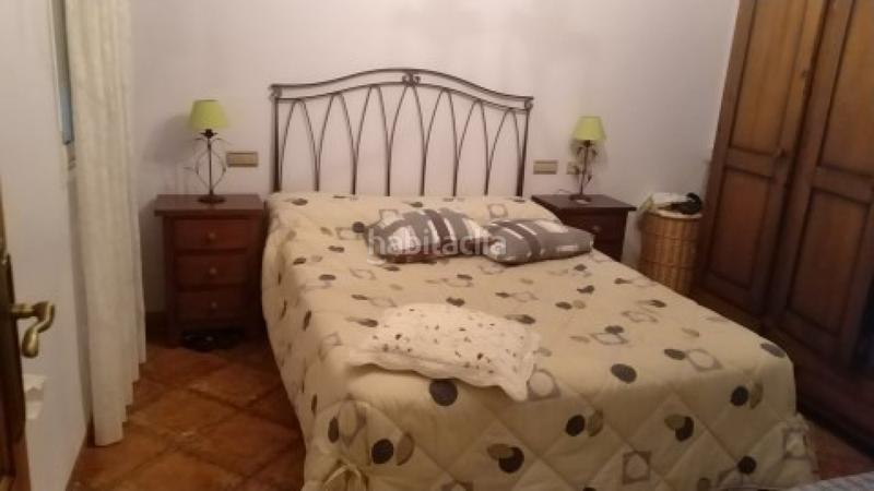 Foto ff0fbbcb-4619-4a89-80eb-87a5c4e177b1. Casa adossada amb calefacció piscina a Novelda