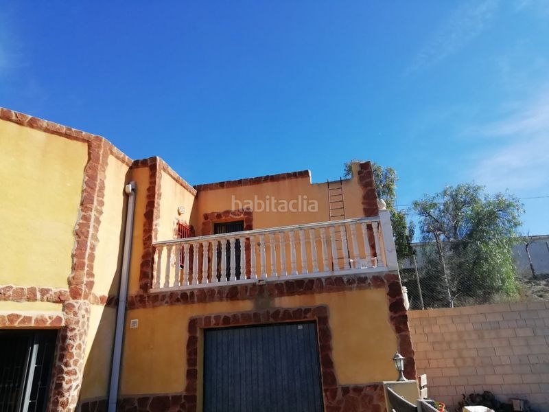 Foto 6129eb38-e1a6-4586-9daf-672aa3c11f93. Chalet avec piscine dans Monòver