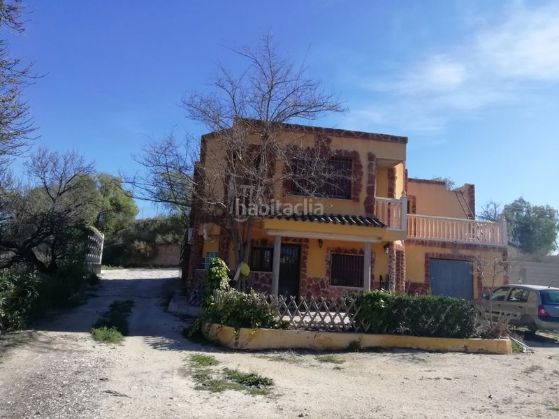 Foto f595fb65-f8e7-4ed7-8e3b-648dd0fa9bcc. Chalet avec piscine dans Monòver