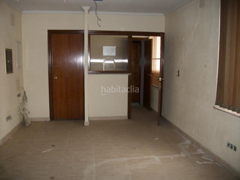 Foto d493a66f-4ee3-4ef6-b4b9-aad271b12ab7. Capannone industriale in Plaza Castelar - Mercado Central Elda