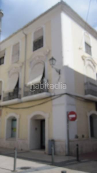 Foto e8134452-e8e0-440a-bfb0-4ae9c89a2243. Edificio  centrico en Monòver