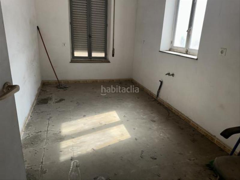 Foto 0dca43f9-be01-4605-8d0b-c0652b93b8d0. Edifici a Monòver