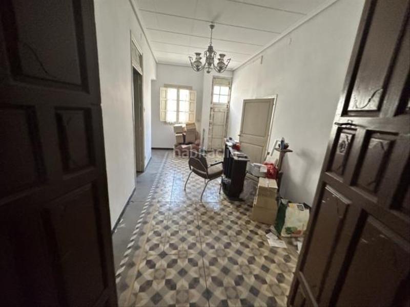Foto c4b82a11-d479-422f-8fdc-b3e405e70913. Edifici a Monòver
