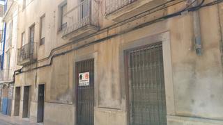 Edifici a Monòver. Edificio
