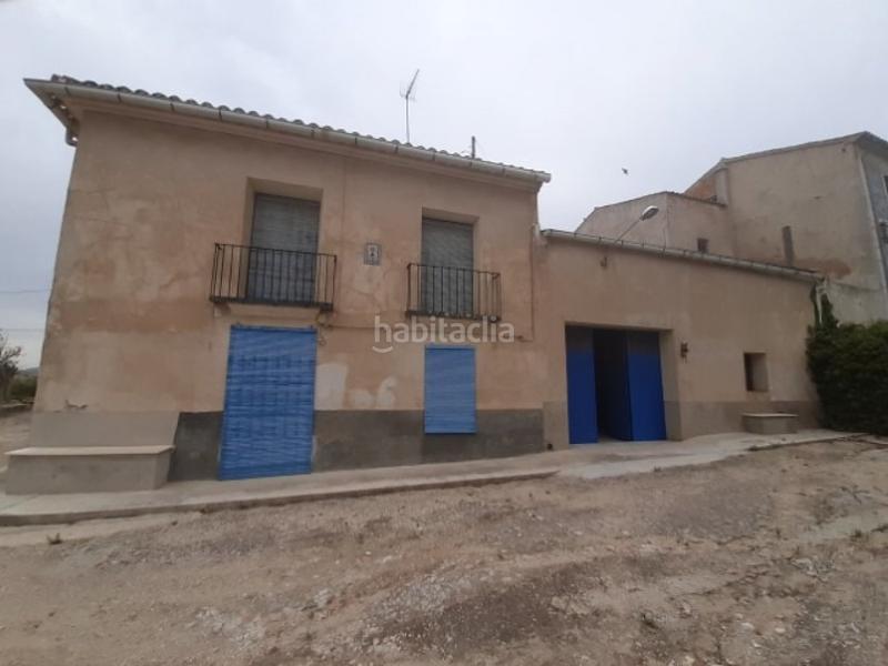 Foto 17444b9e-bee2-4716-968b-7897c613e1eb. Masía finca rustica del 1920 reformada en Sax