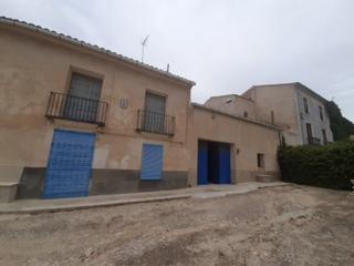 Masia a Sax. Finca rustica del 1920 reformada
