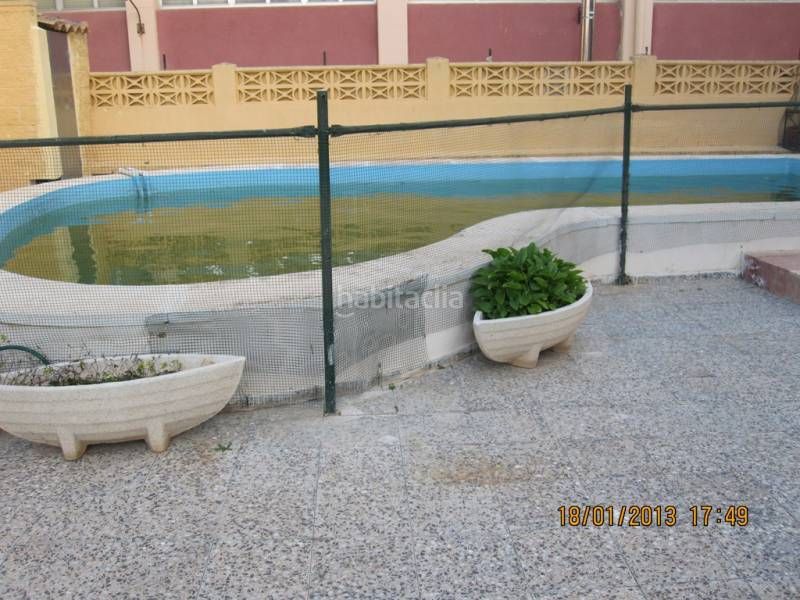 Foto f6be248e-3bfa-43f1-b61e-def3341176c3. Xalet amb calefacció piscina a Monòver