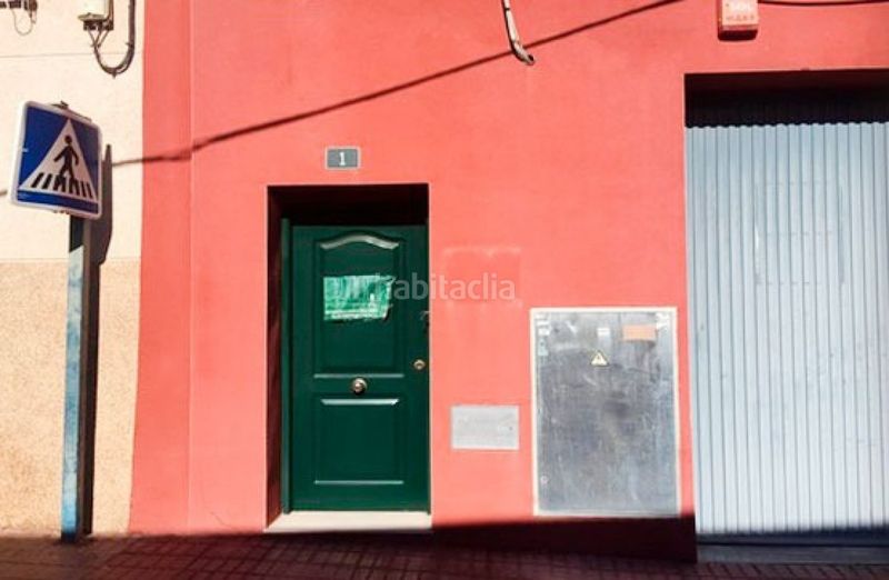 Foto 78c9cd0b-b9c1-408f-ab68-2686076658b4. Capannone industriale in Monòver