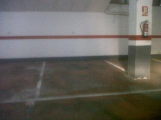 Aparcament cotxe a Monòver. Plaza de garaje