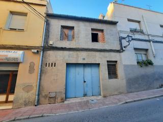 Local Comercial a Monòver. Almacén para construirte a tu gusto