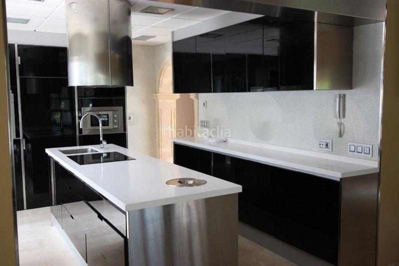 Foto a91fbb02-d0c3-4031-8b71-d6cf2fd5d0a8. Chalet avec chauffage parking piscine dans Mascarat Altea