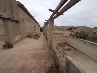 Casa in Monòver. Finca rustica