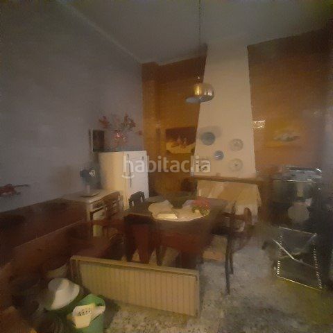 Foto 03dcbfc4-1a85-4c7c-9127-db228ddd5fc5. Casa adossada amb aparcament a Novelda