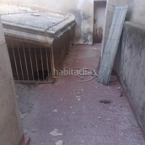 Foto 163c3bfc-2ced-43b3-ad98-b0e0333a6299. Casa adossada amb aparcament a Novelda