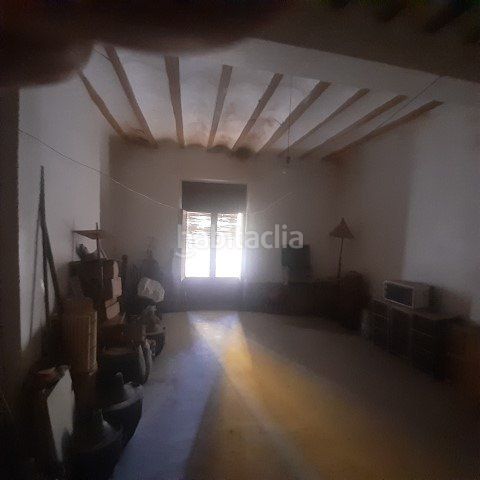 Foto 56ac4dd4-fb55-4666-8aa8-4d05d85dcd06. Casa adossada amb aparcament a Novelda
