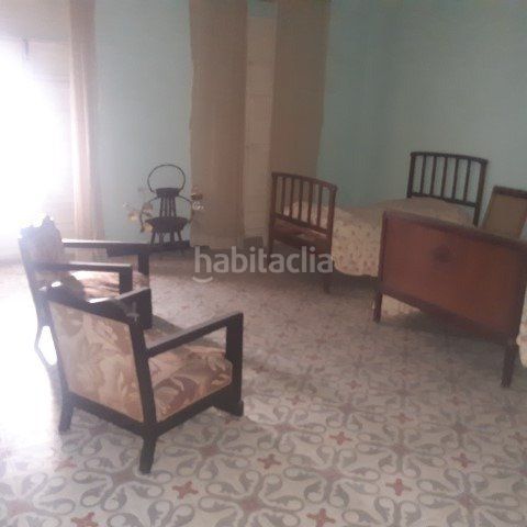 Foto 95e194fb-3c89-4ed5-a4e8-a93b2555975e. Casa adossada amb aparcament a Novelda