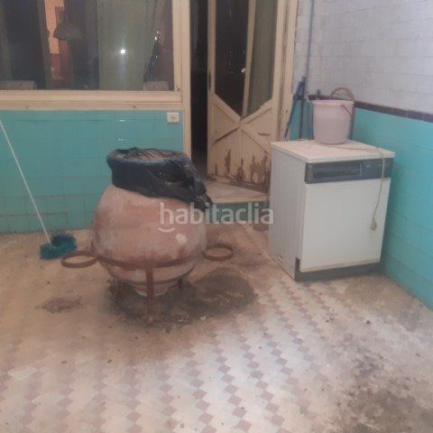 Foto cb14c044-b9f6-4052-bbbf-991a51f19b95. Casa adossada amb aparcament a Novelda