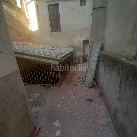 Foto d2ed64a8-5dda-4d75-ae5c-ee9bee4c345a. Casa adossada amb aparcament a Novelda