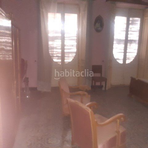 Foto da49856b-e7be-46d5-ad0f-d658246b61c9. Casa adossada amb aparcament a Novelda