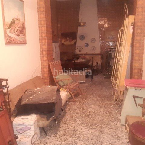 Foto f11a9fb2-6cc7-4e91-9446-bdd233474f47. Casa adossada amb aparcament a Novelda