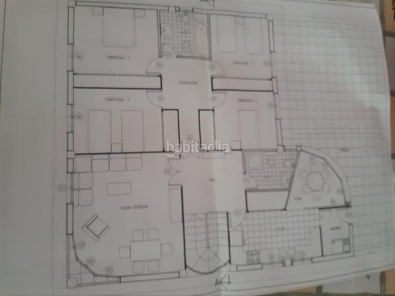 Foto 188c7378-2638-4475-8e8f-4cc4fab8e8a7. Maison avec parking dans Monòver