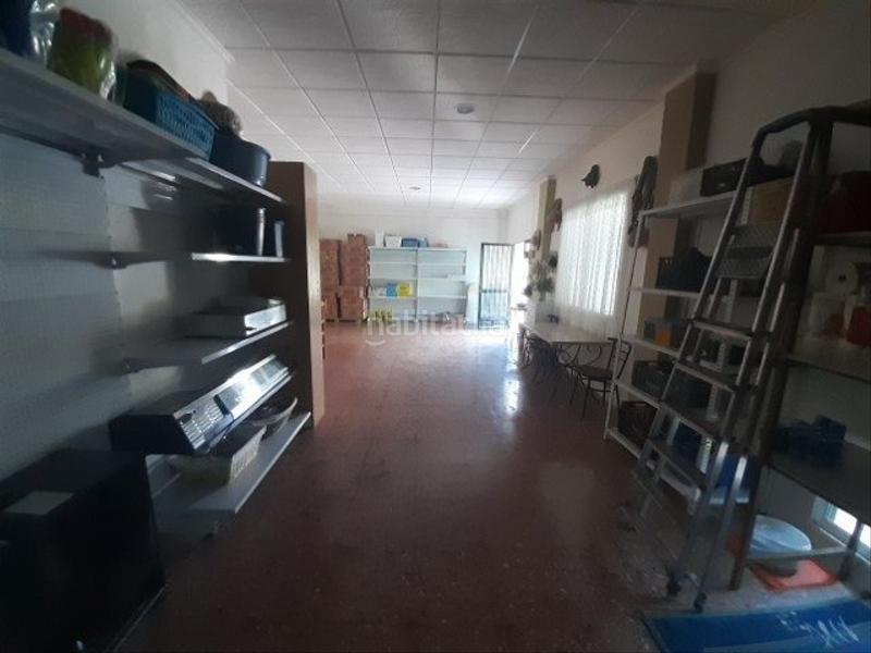 Foto 68febd81-112d-4f77-baa2-eaabb5c6e826. Maison avec parking dans Monòver