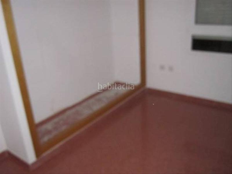 Foto 0e1511b8-75ac-4630-90c6-3a033e557d06. Piso  centrico reformado en Monòver