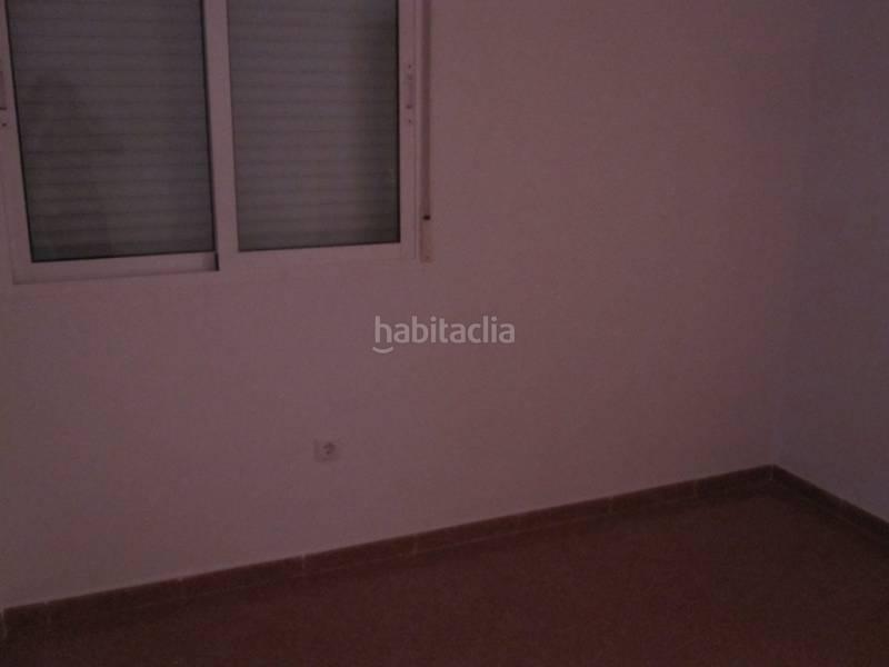 Foto f7ece7f2-6186-465c-89d3-10941f6c8548. Piso  centrico reformado en Monòver