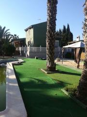 Xalet a Pedanías Oeste. Estupendo chalet con piscina y un almacén  de 550 m2