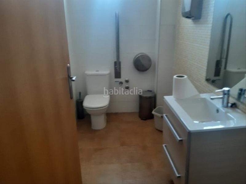 Foto 0ffe6174-8301-45f5-8e66-3fb13bb63142. Bâtiment à usage industriel dans Monòver