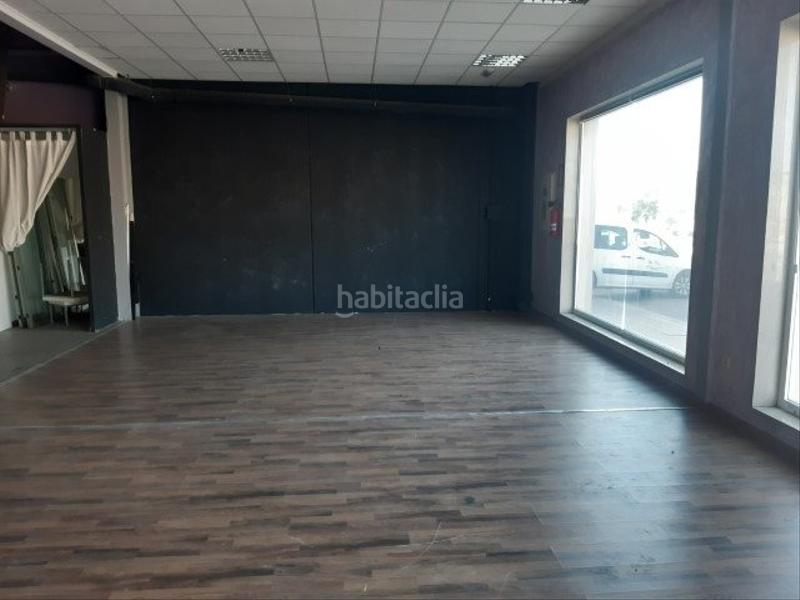 Foto 2bbdb986-3bb2-40c9-a187-1f28edef0a1f. Bâtiment à usage industriel dans Monòver