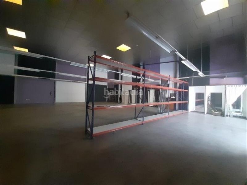 Foto 48eb2b8f-2521-481e-ba46-849238558180. Bâtiment à usage industriel dans Monòver