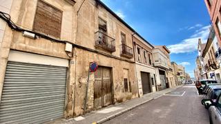 Maison à Novelda. Casa adosada para reformar
