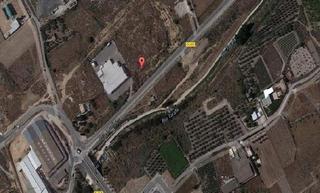 Residential Plot in Pedanías Este. Se vende solar, de uso industrial
