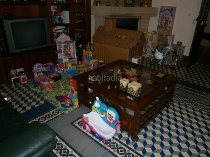 Foto 3b207b62-e64b-4c01-b213-07083de32e2f. Haus mit heizung in Novelda