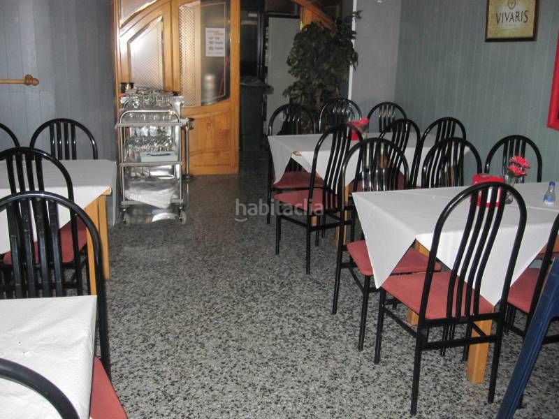 Foto cd8ddbb1-b011-4f41-945f-b572c3c2c739. Lloguer local comercial a Monòver