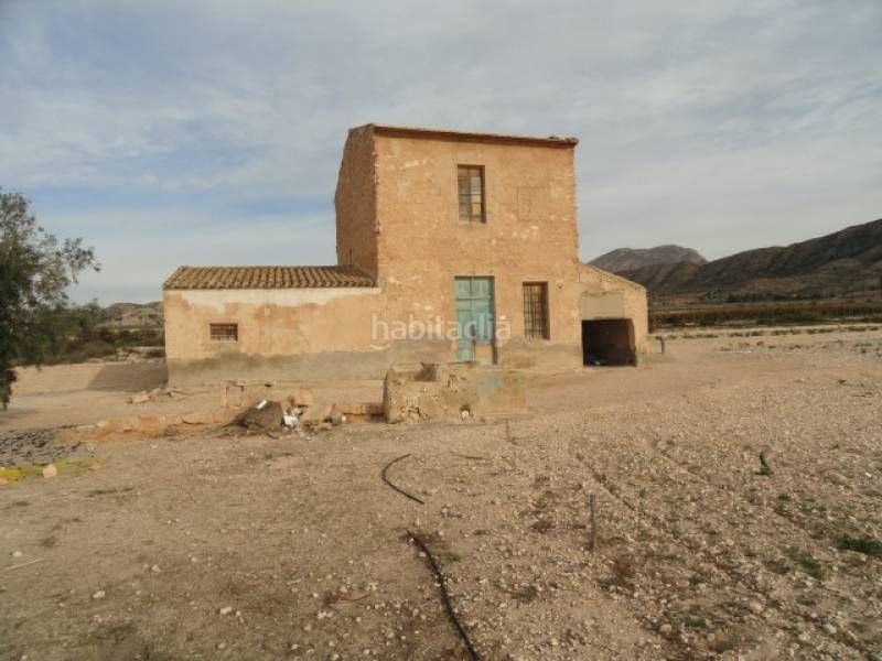 Foto b2f5cf4d-1e19-4f9c-ada5-c7aba2a6c9c4. Casa a Novelda
